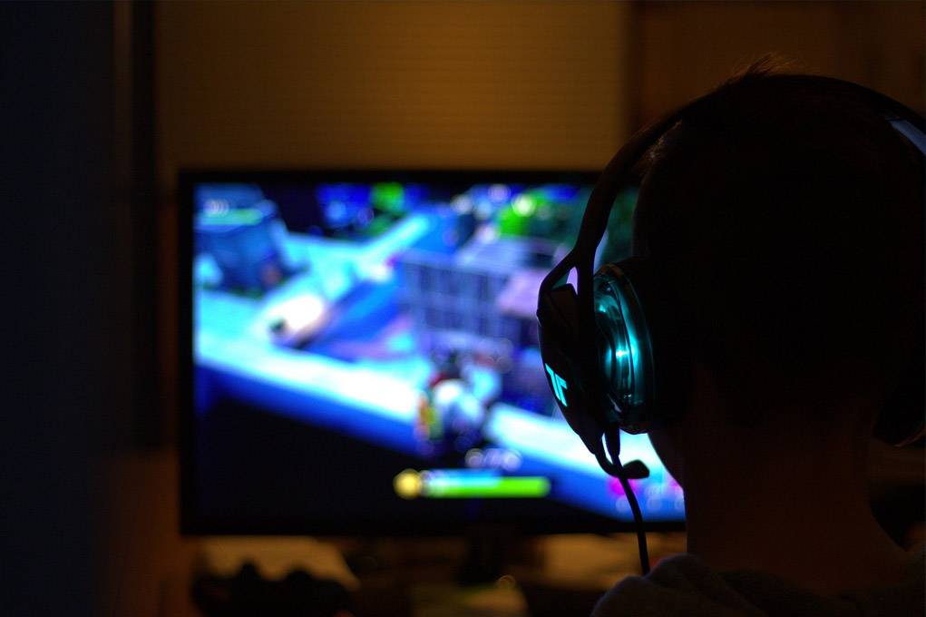 New Blue Light Gaming Glasses with Magnification