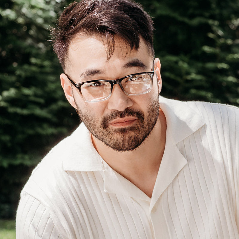 Man Wearing The Beau Lightweight Progressive Reading Glasses In Black to White Gradient Frame